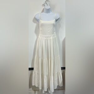 JS71‎ Low Back Off White Linen Tiered Maxi Dress Size Small NWT